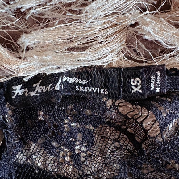 For Love And Lemons Black Lace Bra with Scalloped Edges - Picture 8 of 8